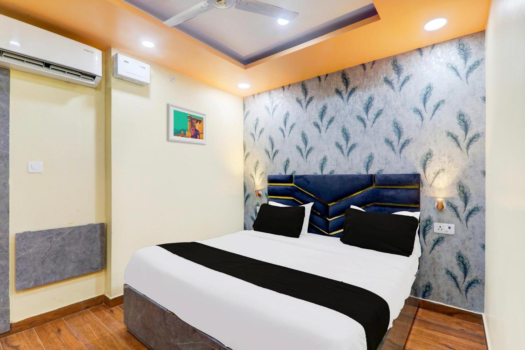 Super Hotel O Raas Plaza 坎普尔 外观 照片